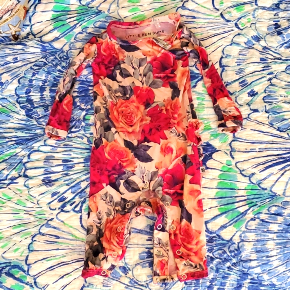 Little bum bums 0-3 romper